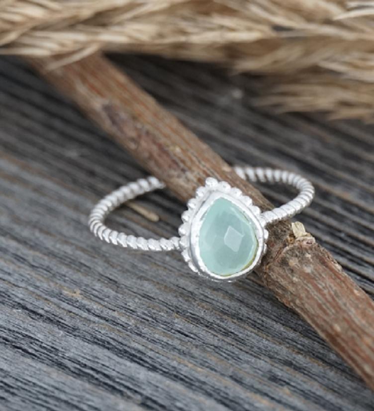 esha jewel Tropfen Chalcedony aqua Fingerring Silber