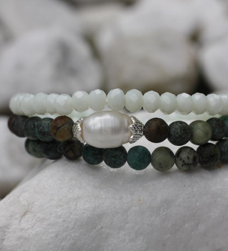 esha jewel Elastikarmband aus echten Steinen, afrikanischer Türkis und Perle - 1