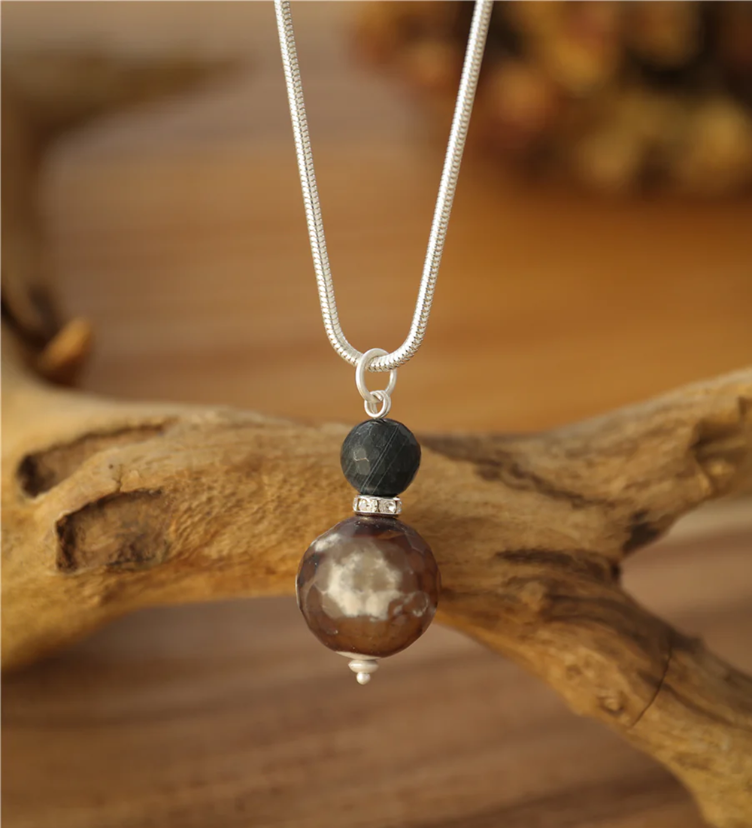 Andreani Halskette mit echtem grauen Achat